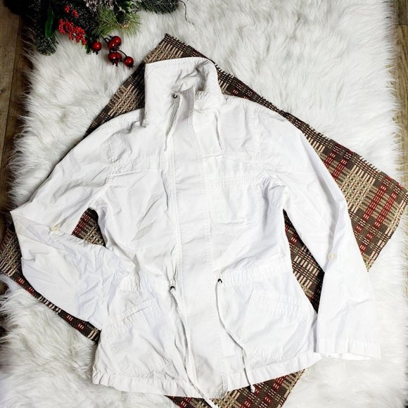 BCBGeneration Jackets & Blazers - BCBGeneration Womens Full Zip White Jacket